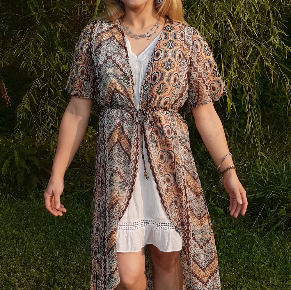 Colorful patterned Liberty Love top - Picture 6 of 8